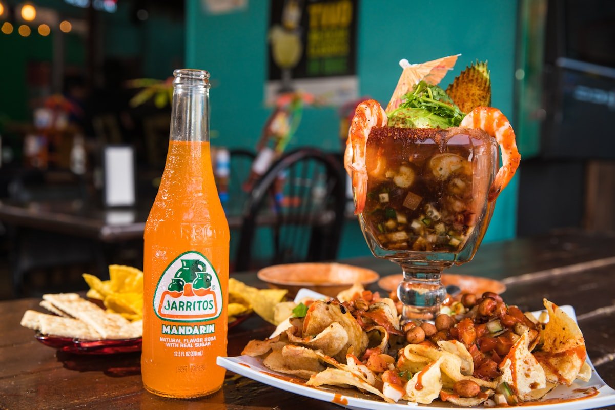 Mariscos frescos servidos en una marisquería de La Barca, Jalisco